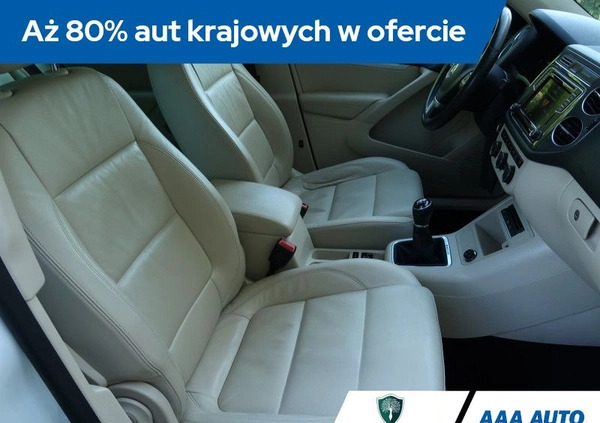 Volkswagen Tiguan cena 68000 przebieg: 138492, rok produkcji 2016 z Wyśmierzyce małe 352